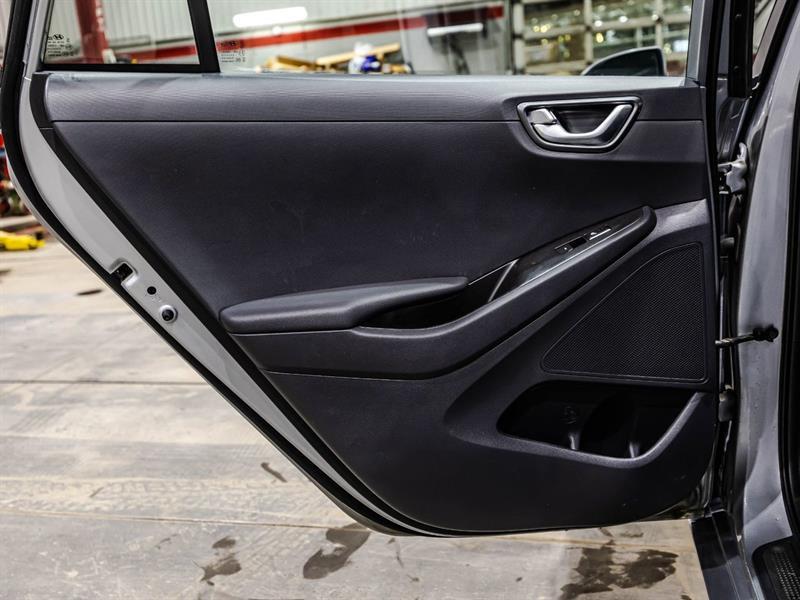 2022 Hyundai Ioniq - Image 14