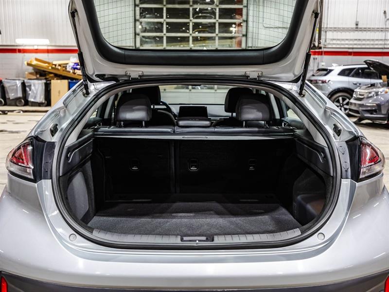 2022 Hyundai Ioniq - Image 17