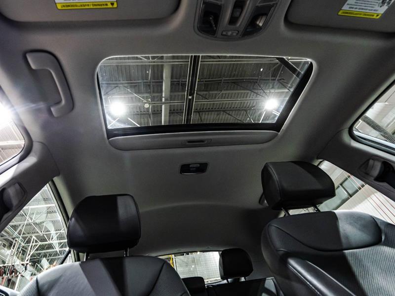 2022 Hyundai Ioniq - Image 20