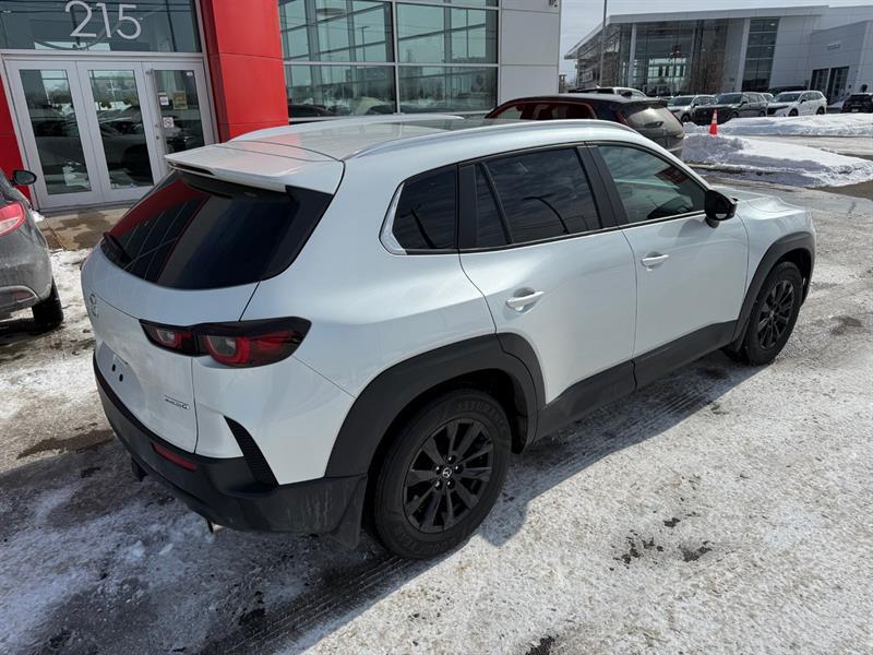 2024 Mazda CX-50 - Image 9