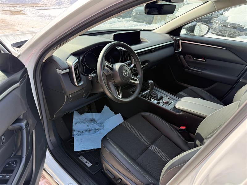 2024 Mazda CX-50 - Image 12