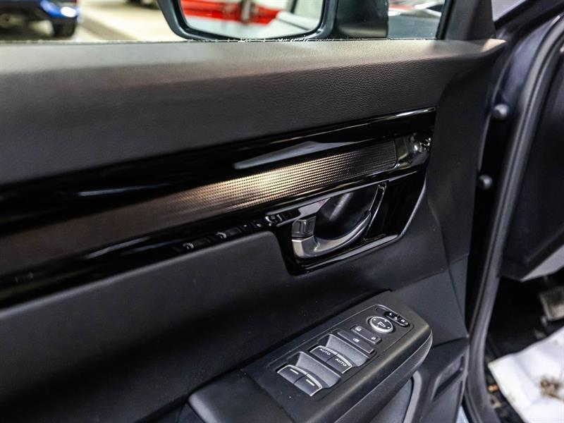 2025 Honda CR-V - Image 11