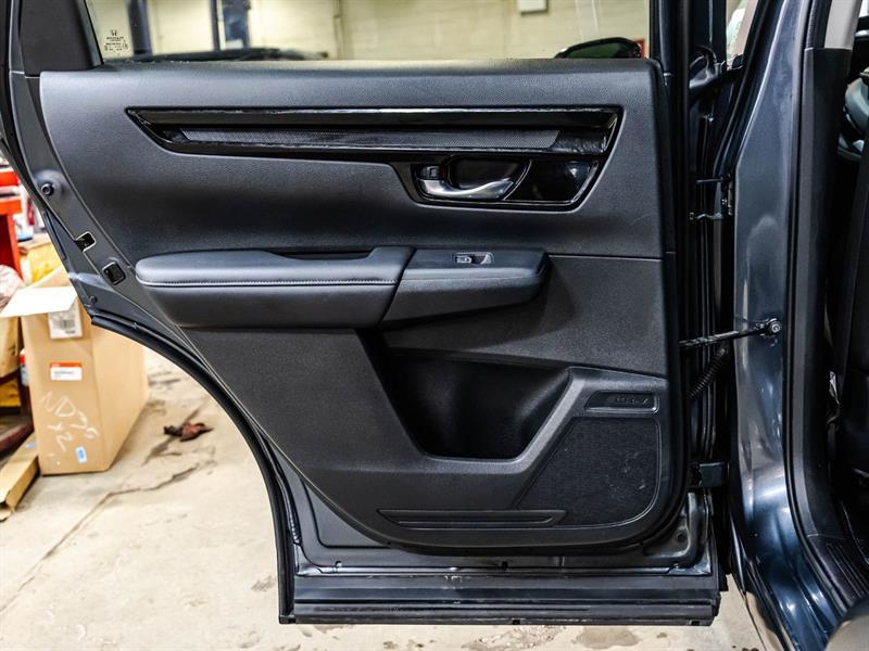 2025 Honda CR-V - Image 12