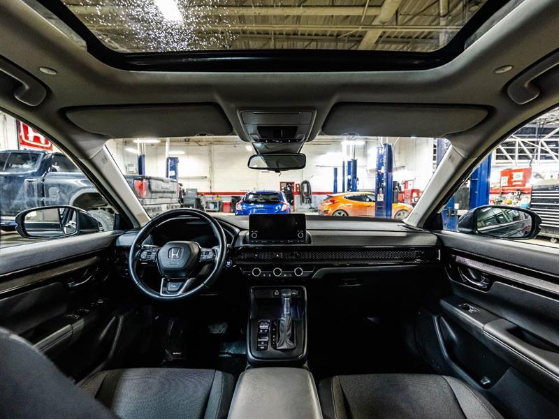 2025 Honda CR-V - Image 14