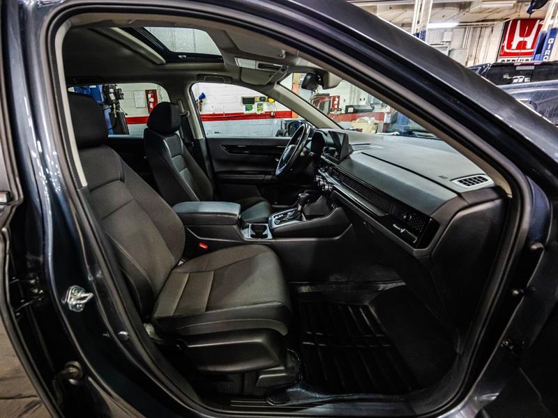 2025 Honda CR-V - Image 18