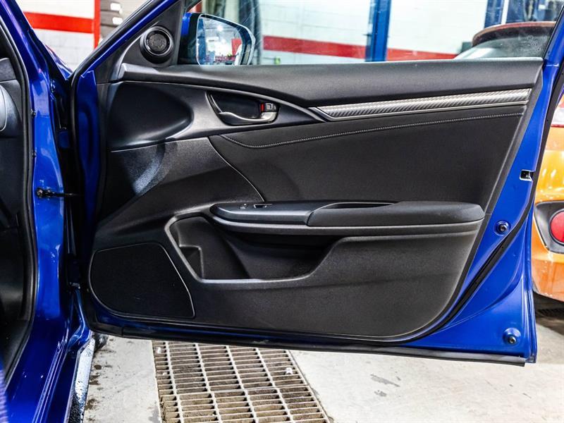 2019 Honda Civic - Image 17