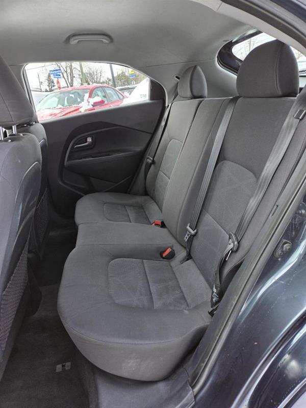 2013 Kia Rio - Image 11