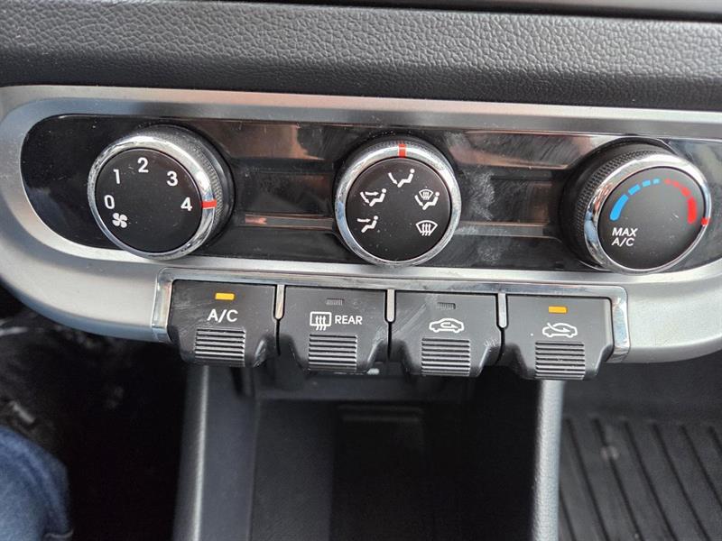 2013 Kia Rio - Image 19