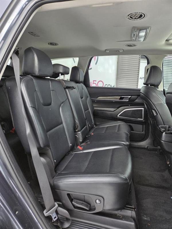 2020 Kia Telluride - Image 12
