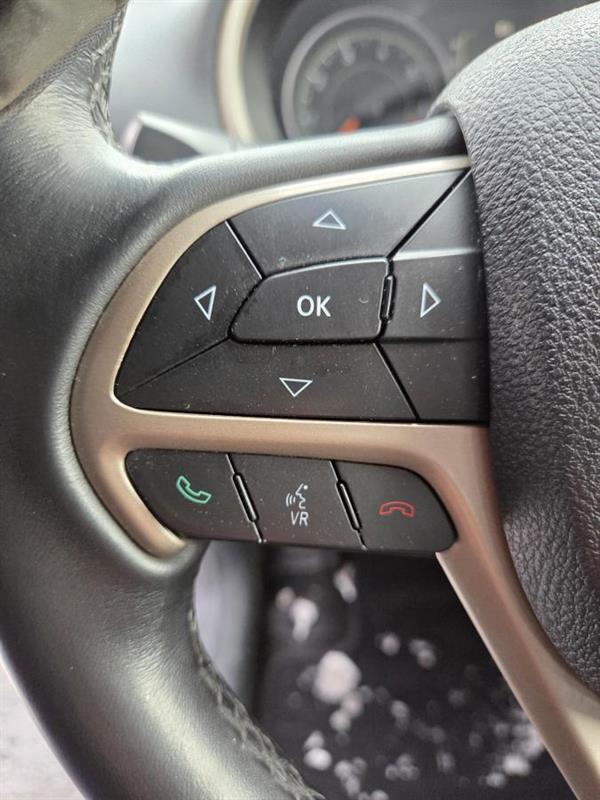 2015 Jeep Grand Cherokee - Image 18