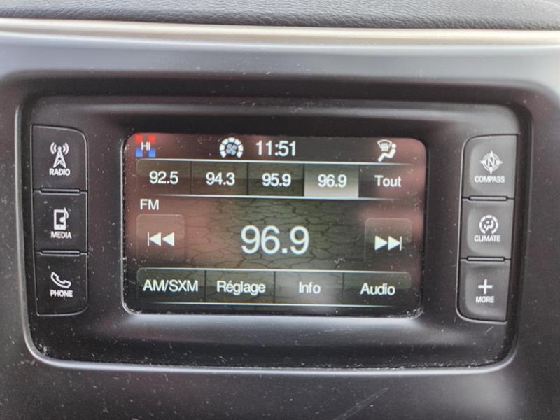 2015 Jeep Grand Cherokee - Image 23