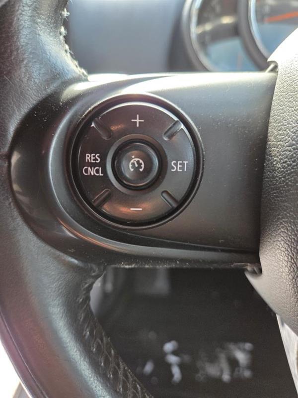 2019 Mini Countryman - Image 18