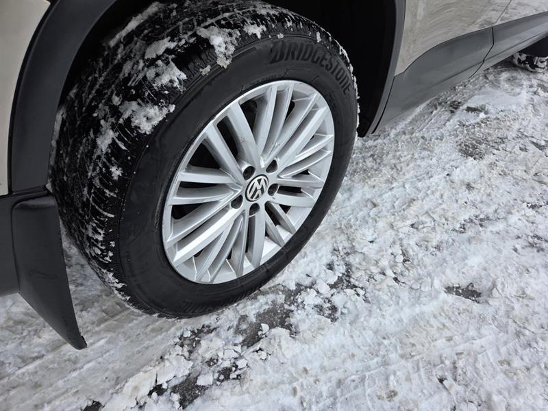 2015 Volkswagen Tiguan - Image 8