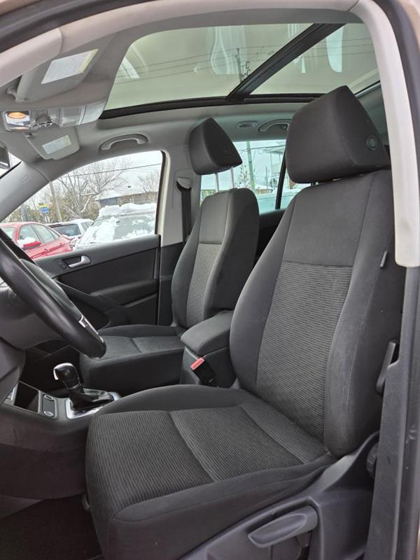 2015 Volkswagen Tiguan - Image 16