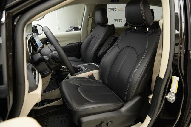 chrysler Pacifica 2024 - 20