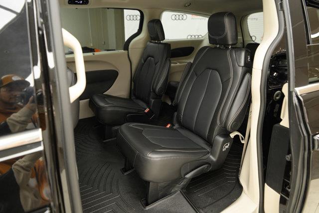 chrysler Pacifica 2024 - 21
