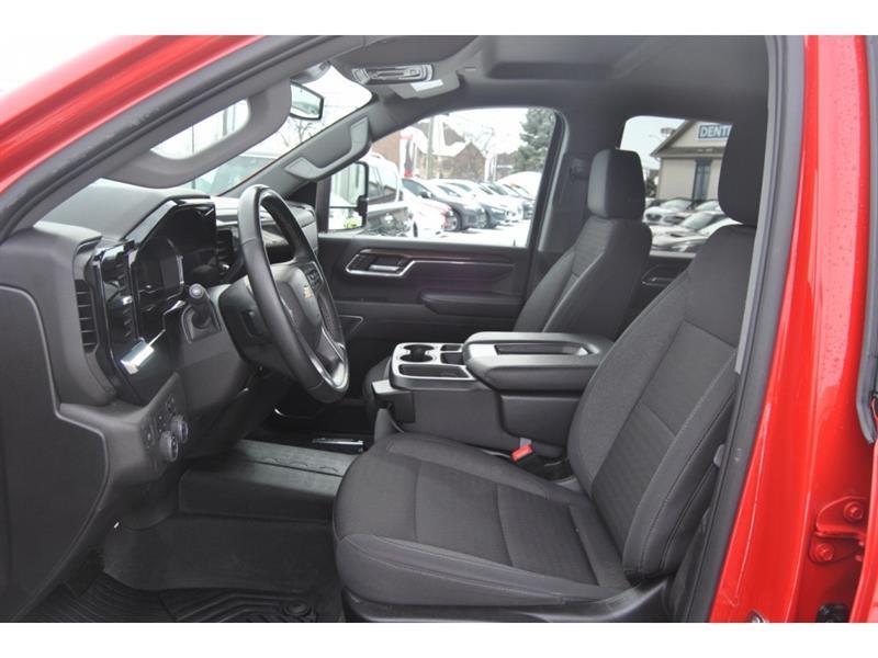 2024 Chevrolet Silverado 2500 - Image 9