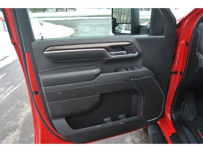 2024 Chevrolet Silverado 2500 - Image 11