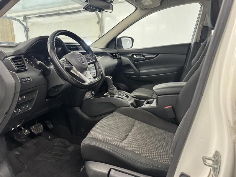 nissan Qashqai 2020 - 10