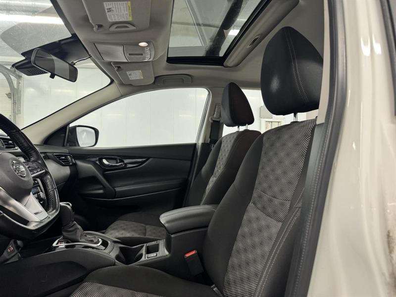 nissan Qashqai 2020 - 12