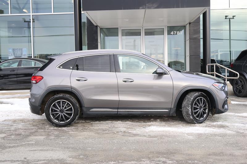 mercedes-benz GLA250 2022 - 8
