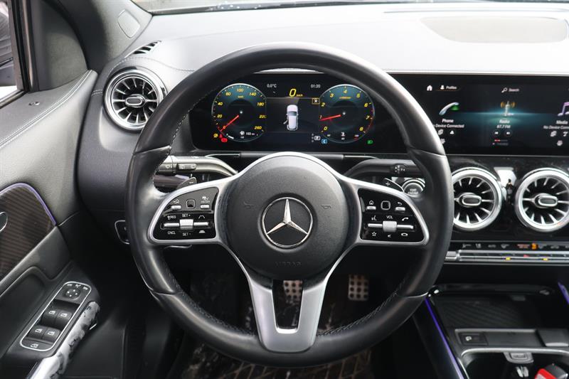 mercedes-benz GLA250 2022 - 16