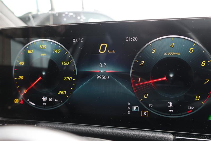 mercedes-benz GLA250 2022 - 25