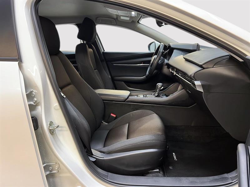mazda Mazda3 2025 - 8