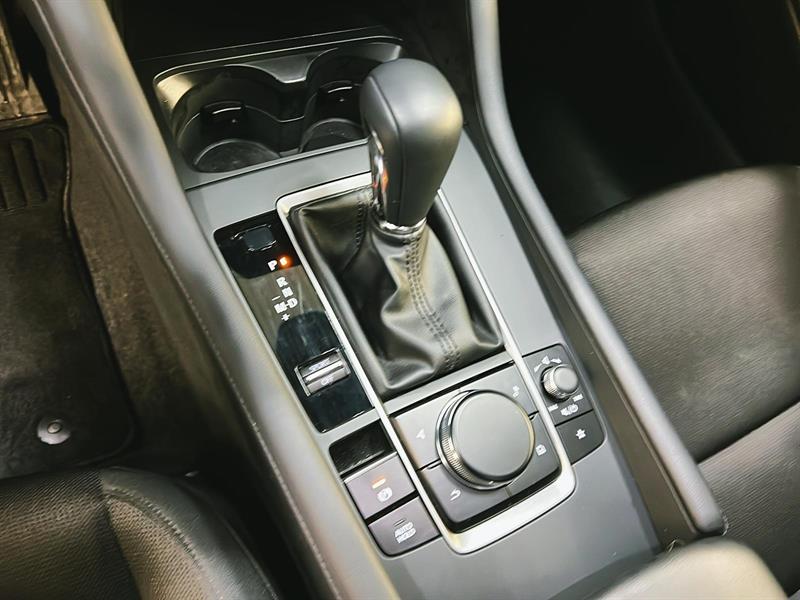 mazda Mazda3 2025 - 13