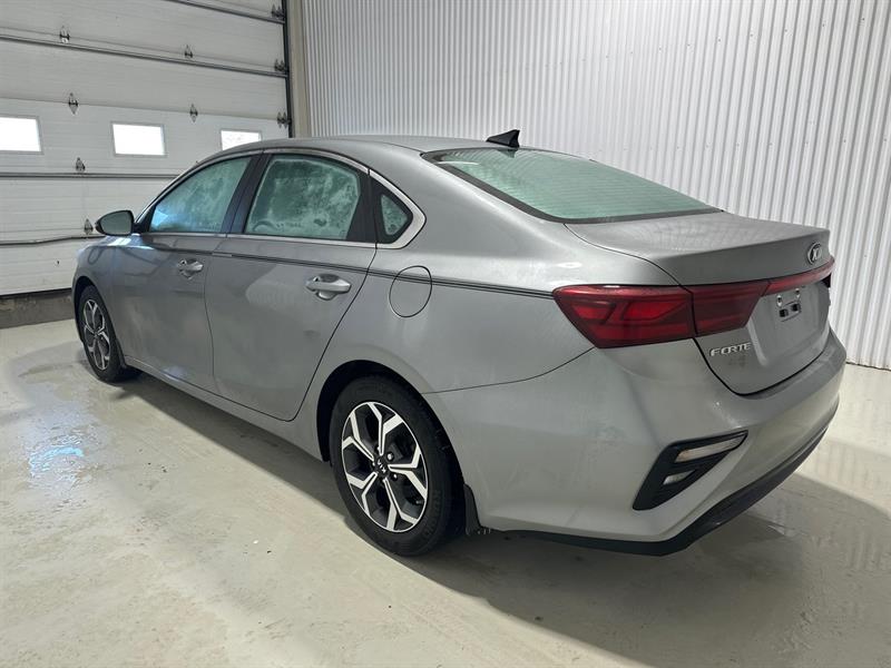 kia Forte 2021 - 11