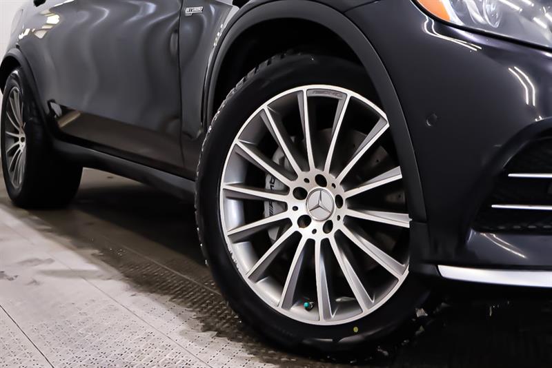 mercedes-benz GLC 2019 - 9
