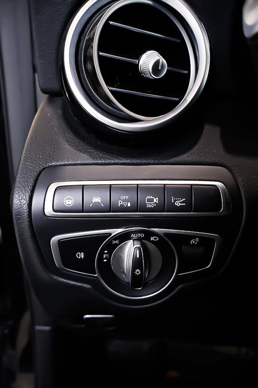 mercedes-benz GLC 2019 - 27