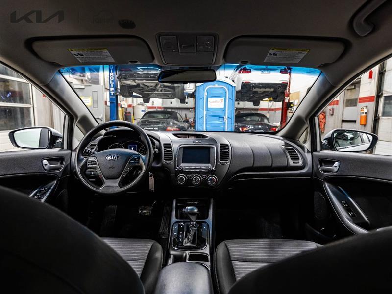 2018 Kia Forte - Image 14