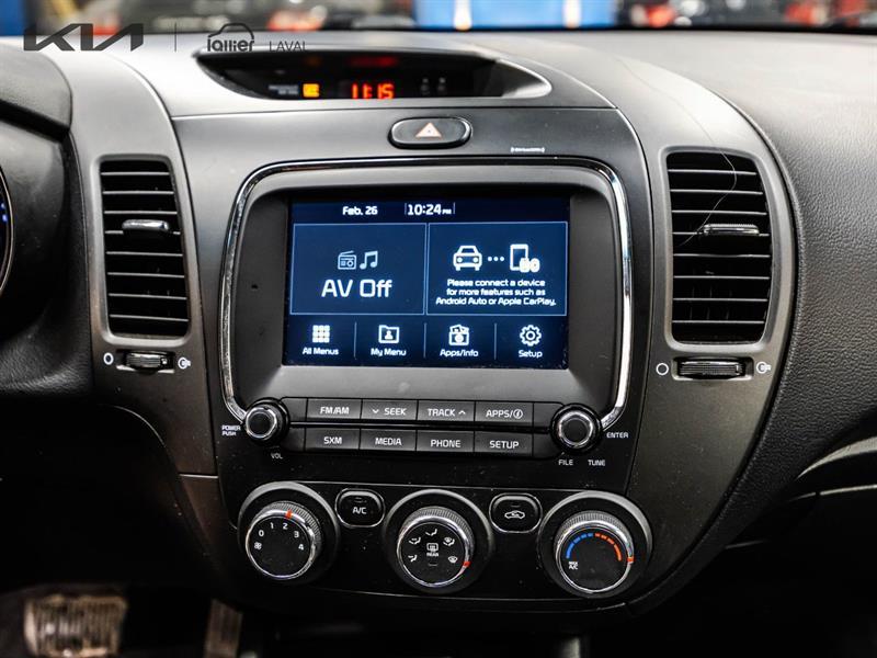 2018 Kia Forte - Image 23