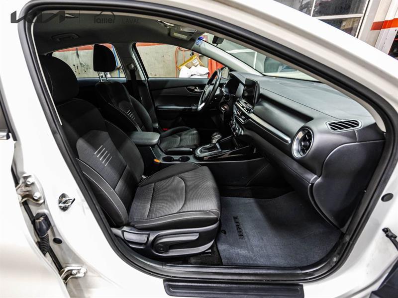 2021 Kia Forte - Image 17