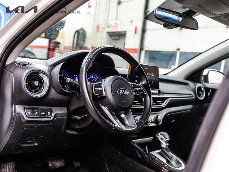 2021 Kia Forte - Image 19