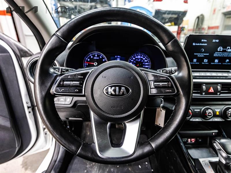 2021 Kia Forte - Image 21