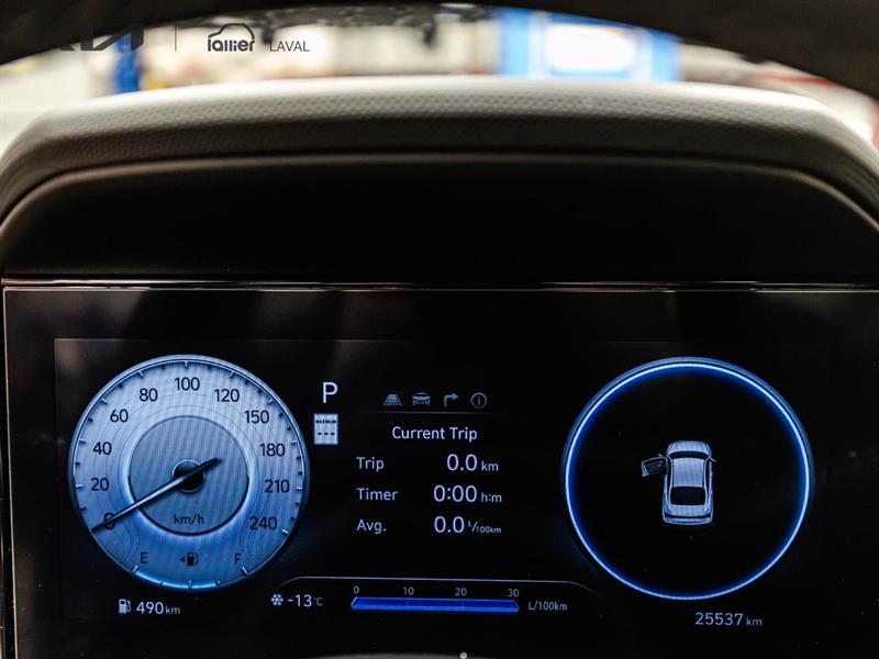 2025 Hyundai Elantra - Image 24