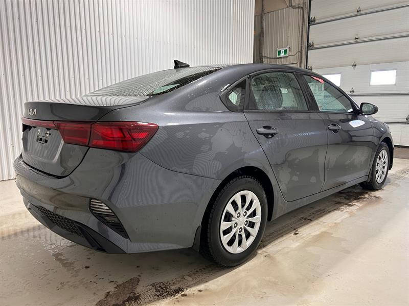 2024 Kia Forte - Image 7