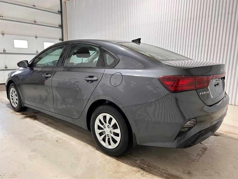 2024 Kia Forte - Image 11