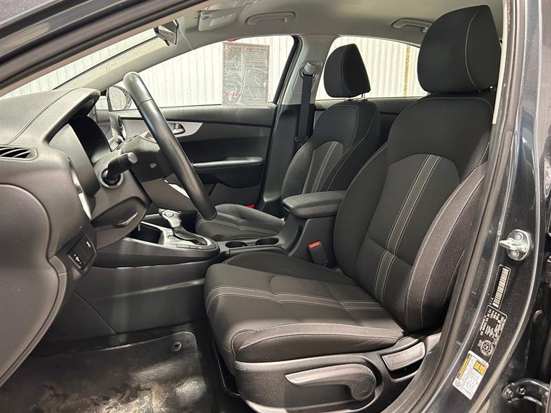 2024 Kia Forte - Image 13