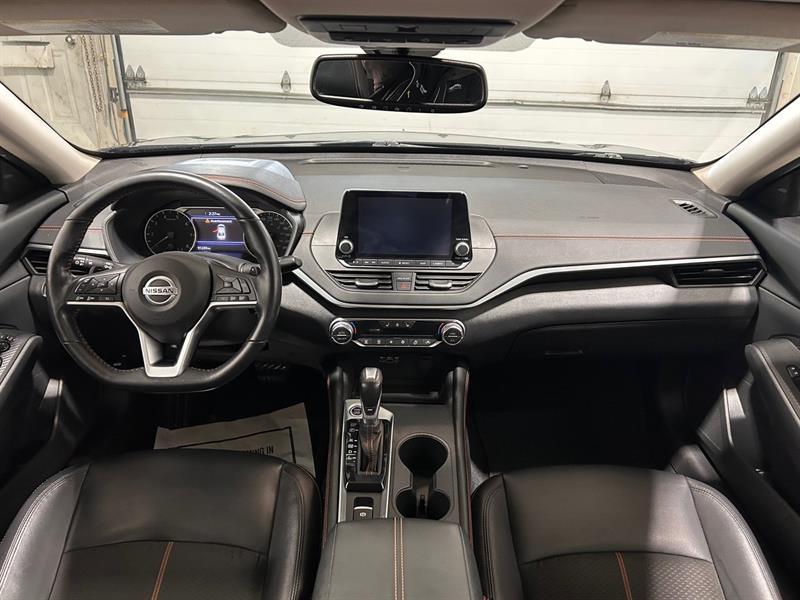 2022 Nissan Altima - Image 14