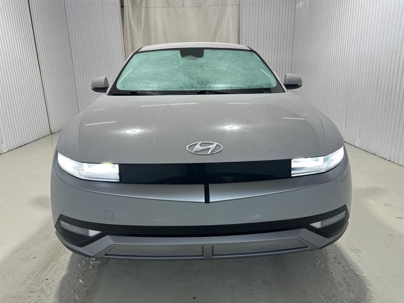 2022 Hyundai Ioniq - Image 3