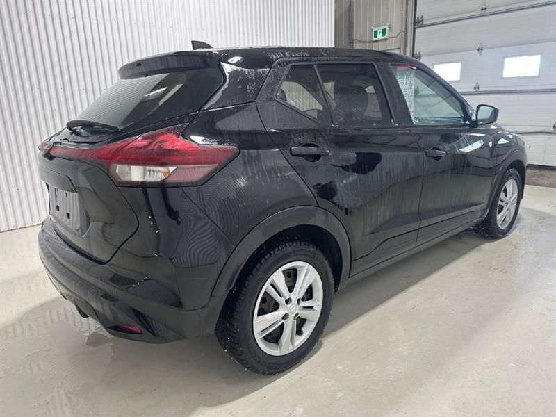 2022 Nissan Kicks - Image 5