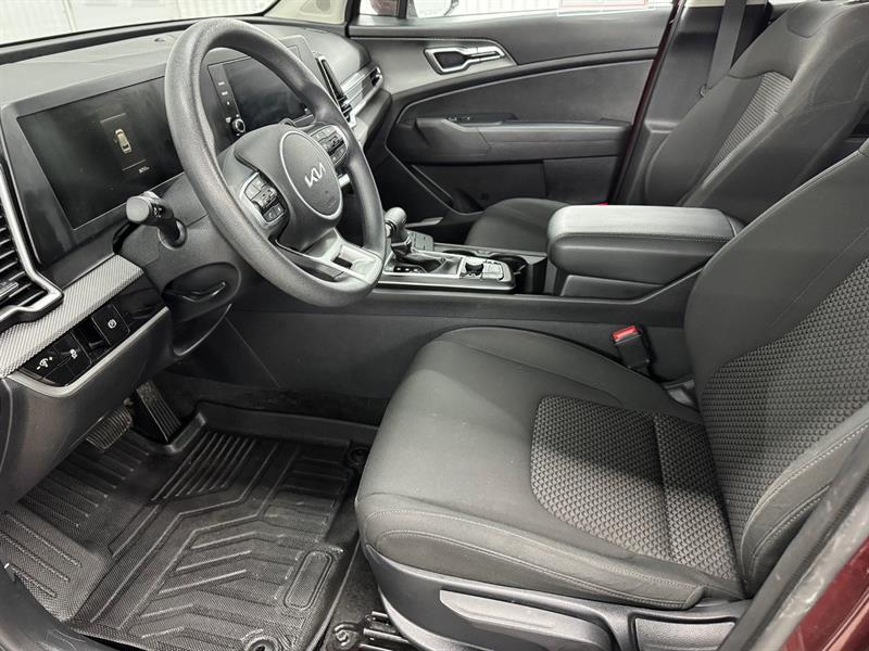 2023 Kia Sportage - Image 10