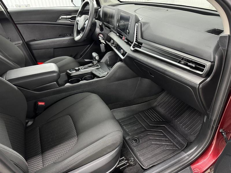 2023 Kia Sportage - Image 21