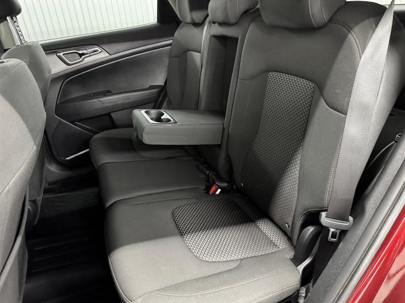 2023 Kia Sportage - Image 23