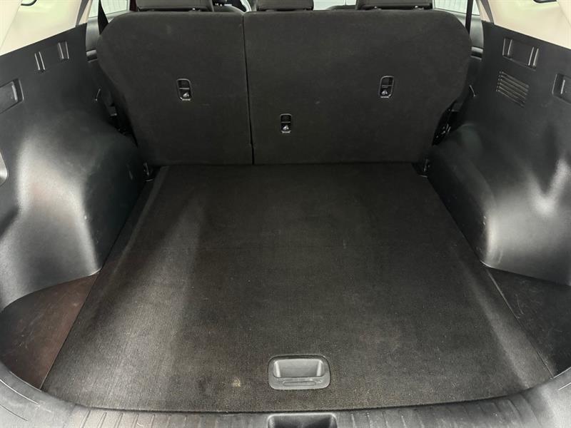 2023 Kia Sportage - Image 25