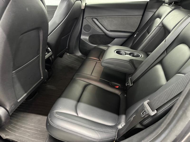 2023 Tesla Model Y - Image 14