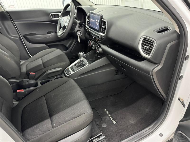2021 Hyundai Venue - Image 14